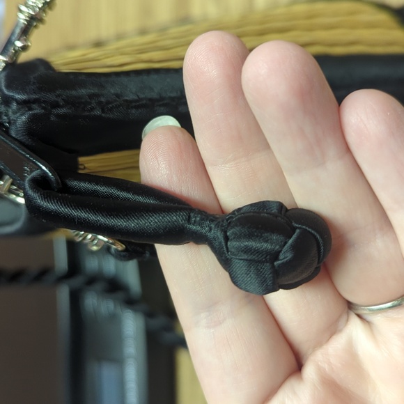 2/$15 Baskets of Cambodia striped purse - Picture 8 of 9